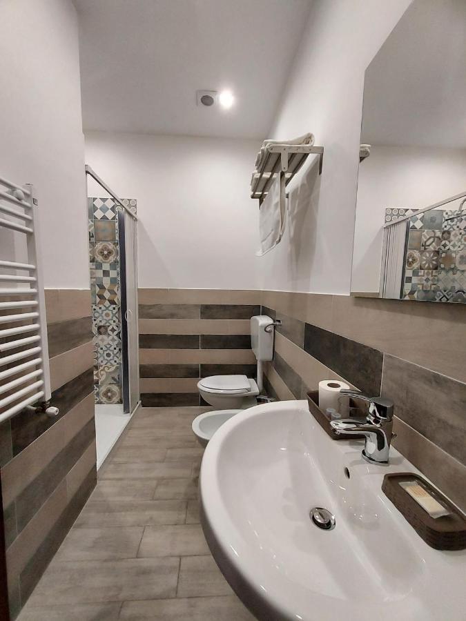 パレルモ La Casa Del Moro - Al Politeama Bed & Breakfast エクステリア 写真