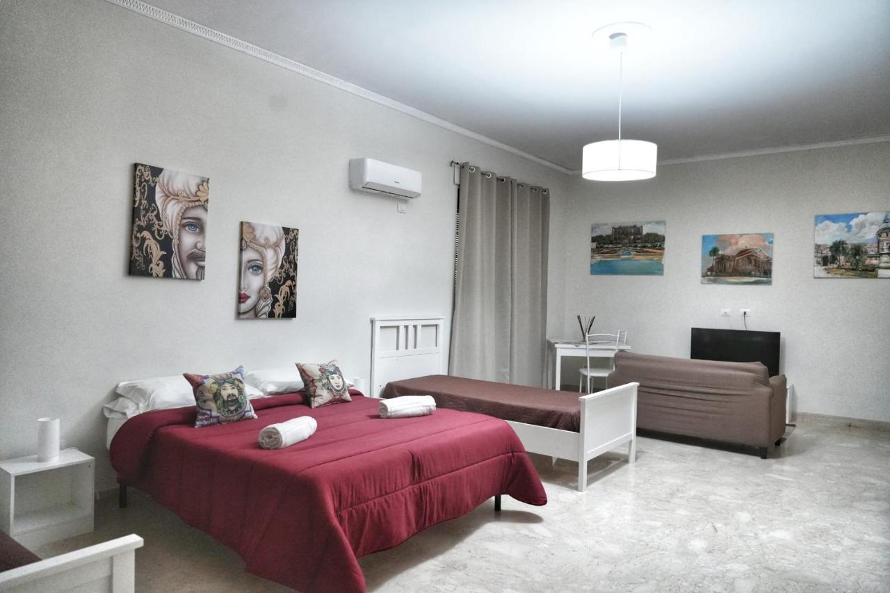 パレルモ La Casa Del Moro - Al Politeama Bed & Breakfast エクステリア 写真